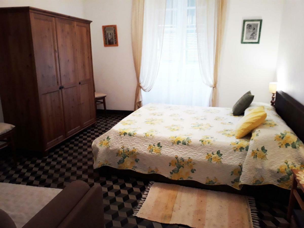 La Casa Di Nonna Fo Bed & Breakfast Voltaggio Eksteriør bilde